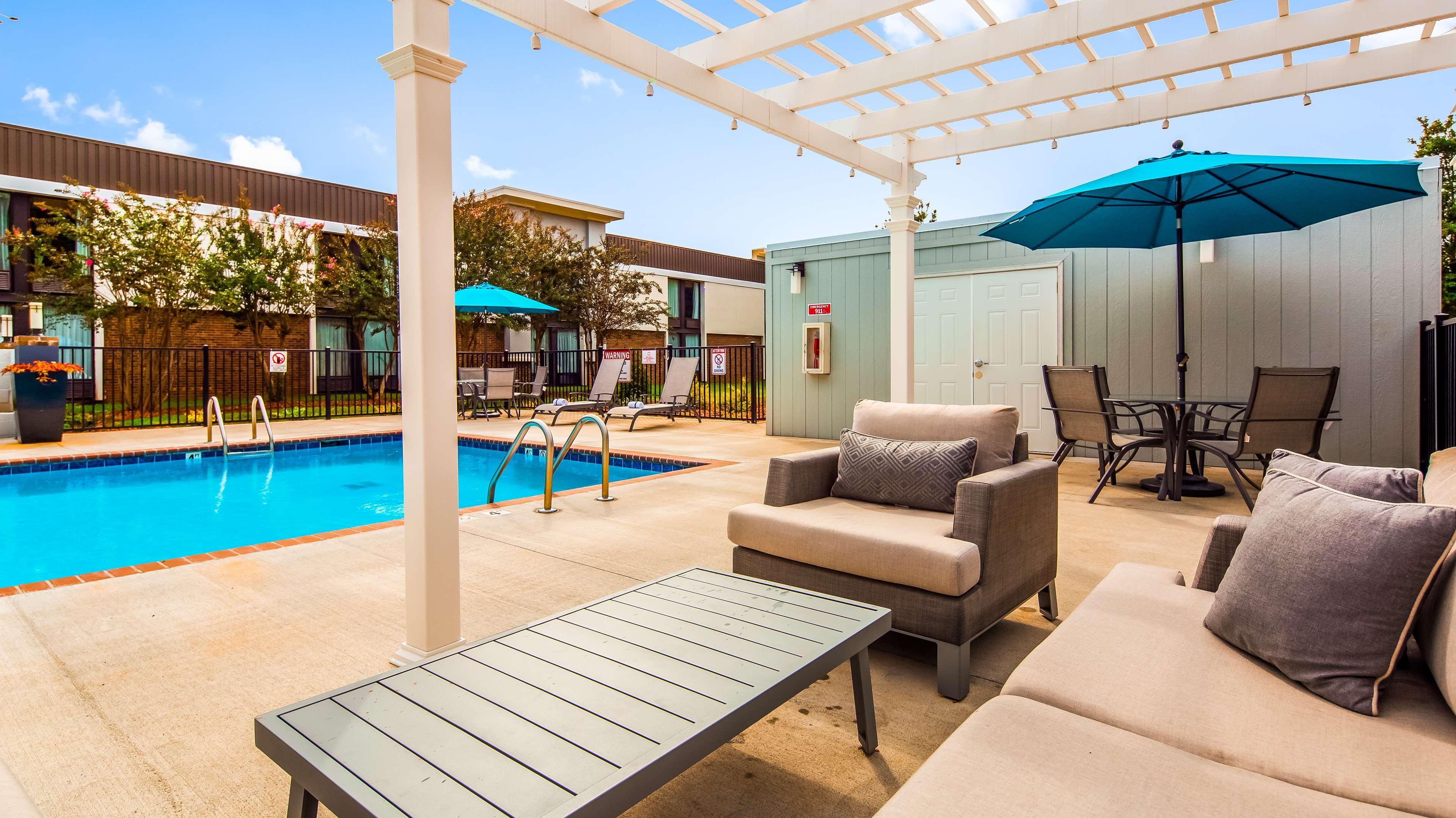 Best Western Plus Yadkin Valley Inn & Suites Jonesville Esterno foto