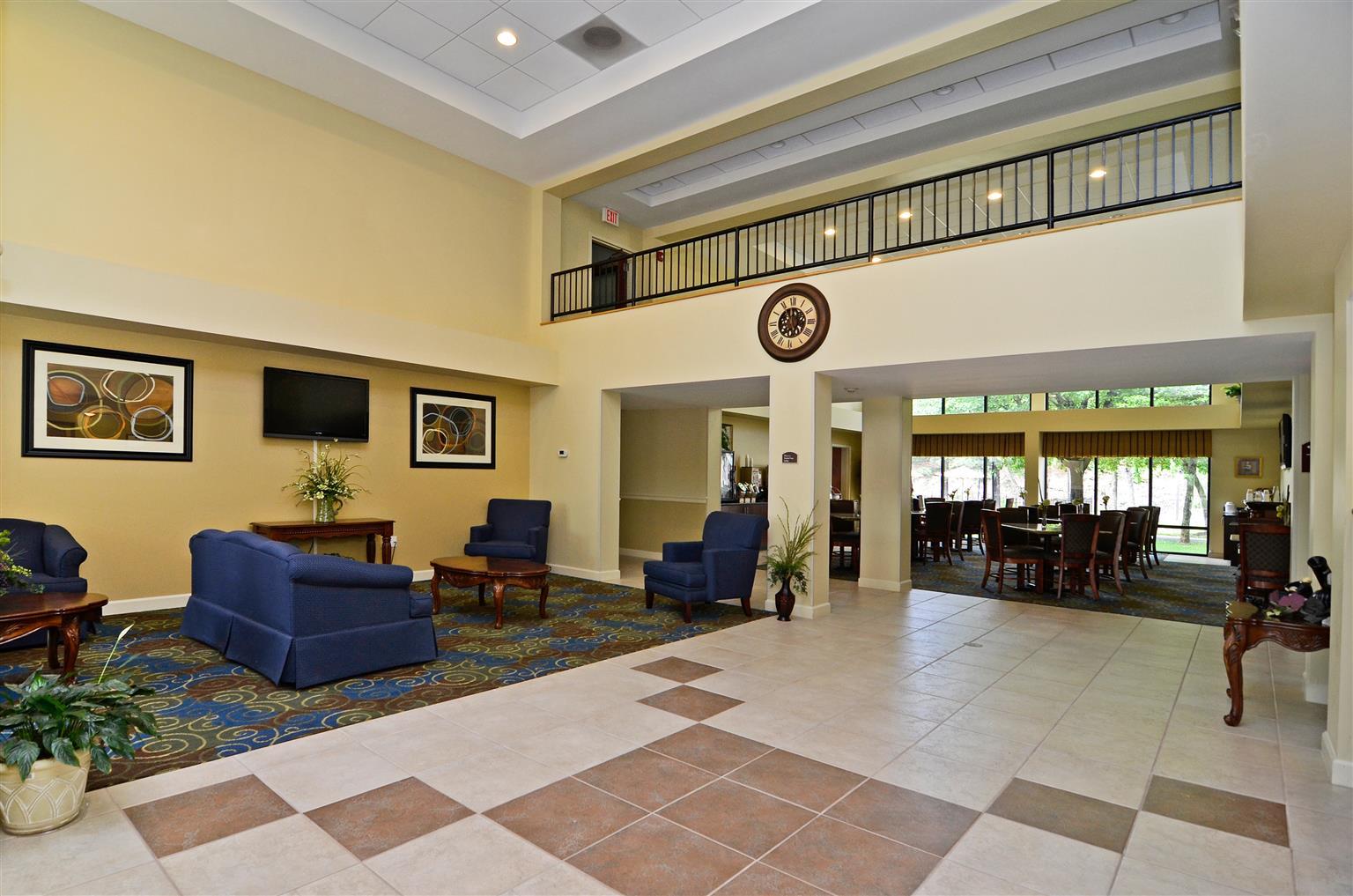 Best Western Plus Yadkin Valley Inn & Suites Jonesville Interno foto